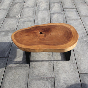 Akazie (Suar) vs. Teak: Welche Holzart passt zu Ihnen?