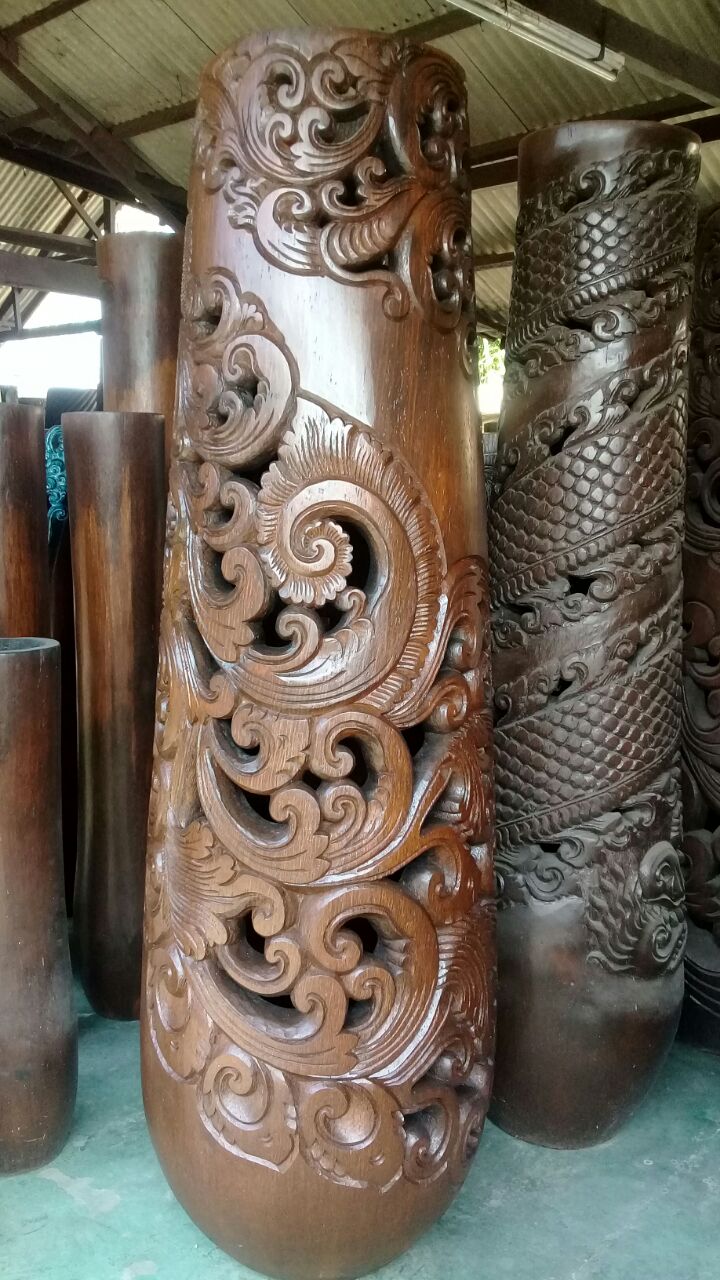Asiatische Holzsäule 2m | Handgeschnitzt | Dekoration für Eingang & Haus