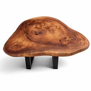 Baumscheiben-Couchtisch aus massivem Akazien-Suarholz (90 x 76 x 43 cm, ca. 8 cm starke Platte) mit dreieckiger Naturform, Naturkante und schwarzen Metallbeinen, schmutzabweisendes Naturholz-Unikat für Wohnzimmer oder Lounge in der Schweiz