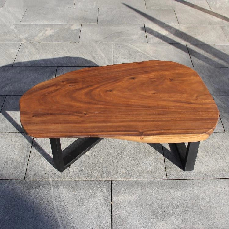 Baumstamm Tisch aus einem Stück, Naturholz Tisch, Couchtisch Baumscheibe