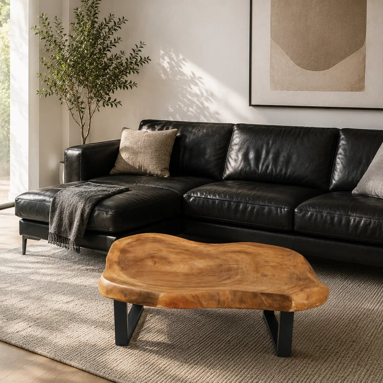 Salontisch aus heller Akazien-Baumscheibe (ca. 105 x 92 cm, 8 cm starke Platte) mit organischer Naturform, handgefertigtes Massivholz-Unikat für skandinavische Wohnzimmer, Lounge, Wintergarten oder Chalet in der Schweiz
