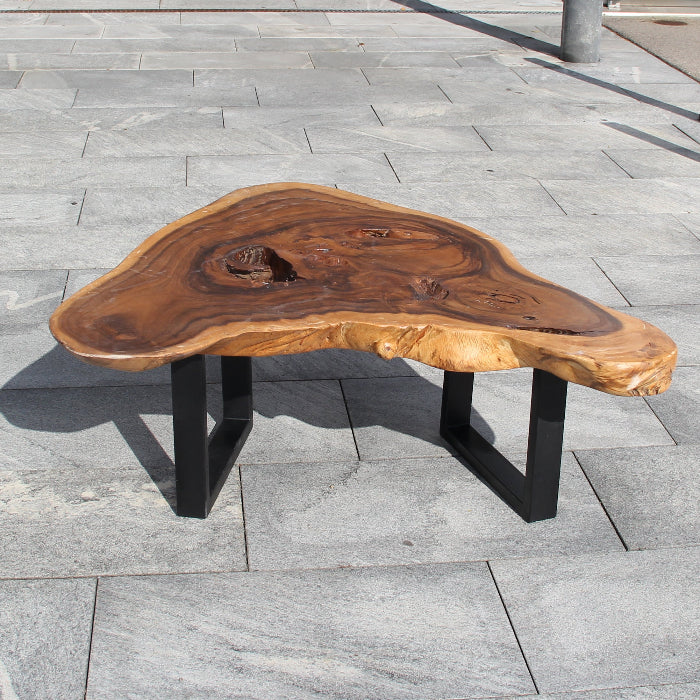 Couchtisch Akazie Baumkante 109×105×43 cm – Baumscheibe, Unikat Schweiz