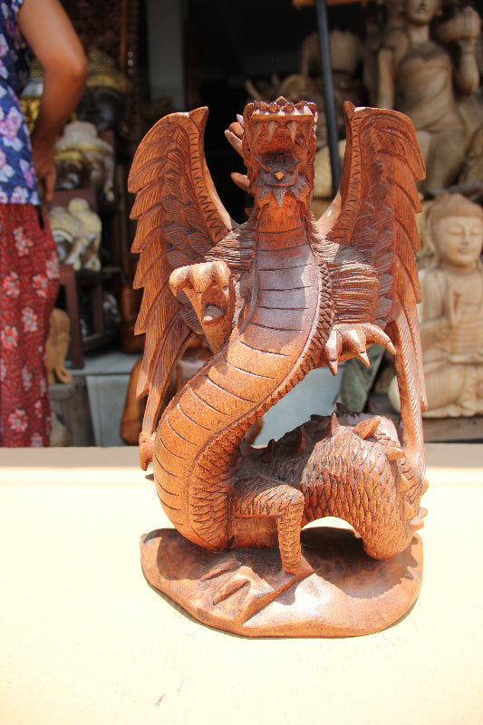 Handgeschnitzte Drachenfigur aus Akazienholz | Asiatische Skulptur kaufen