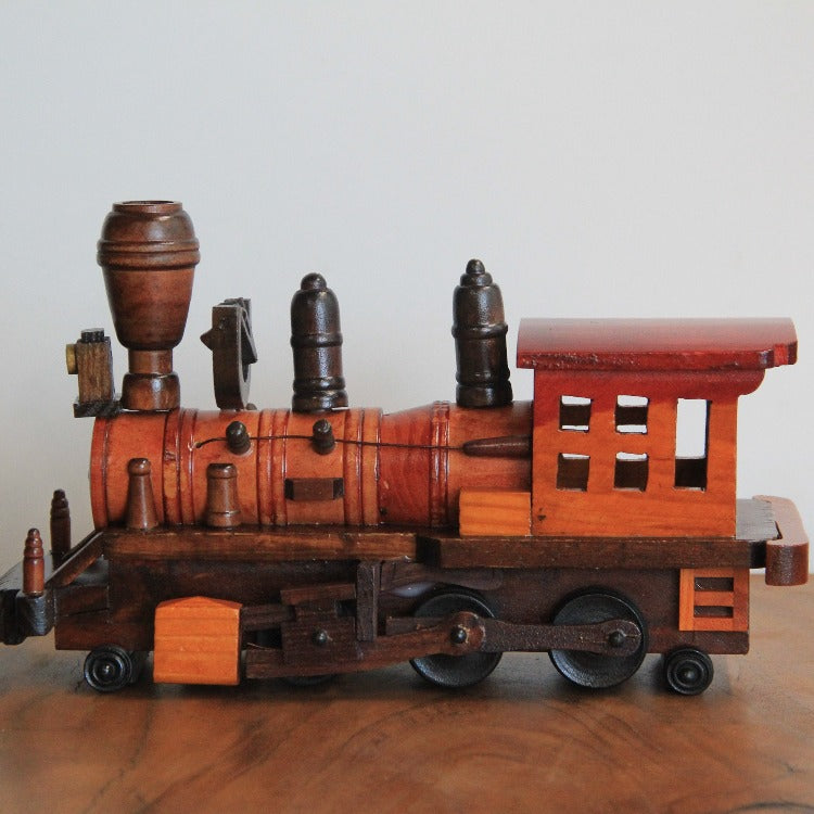 Holzlokomotive Deko aus massivem Holz, nostalgischer Holzzug 30 x 18 cm als Tisch- und Regaldeko für Wohnzimmer, Büro oder Kinderzimmer, Geschenk für Eisenbahnliebhaber und Vintage-Holzspielzeug-Fans.