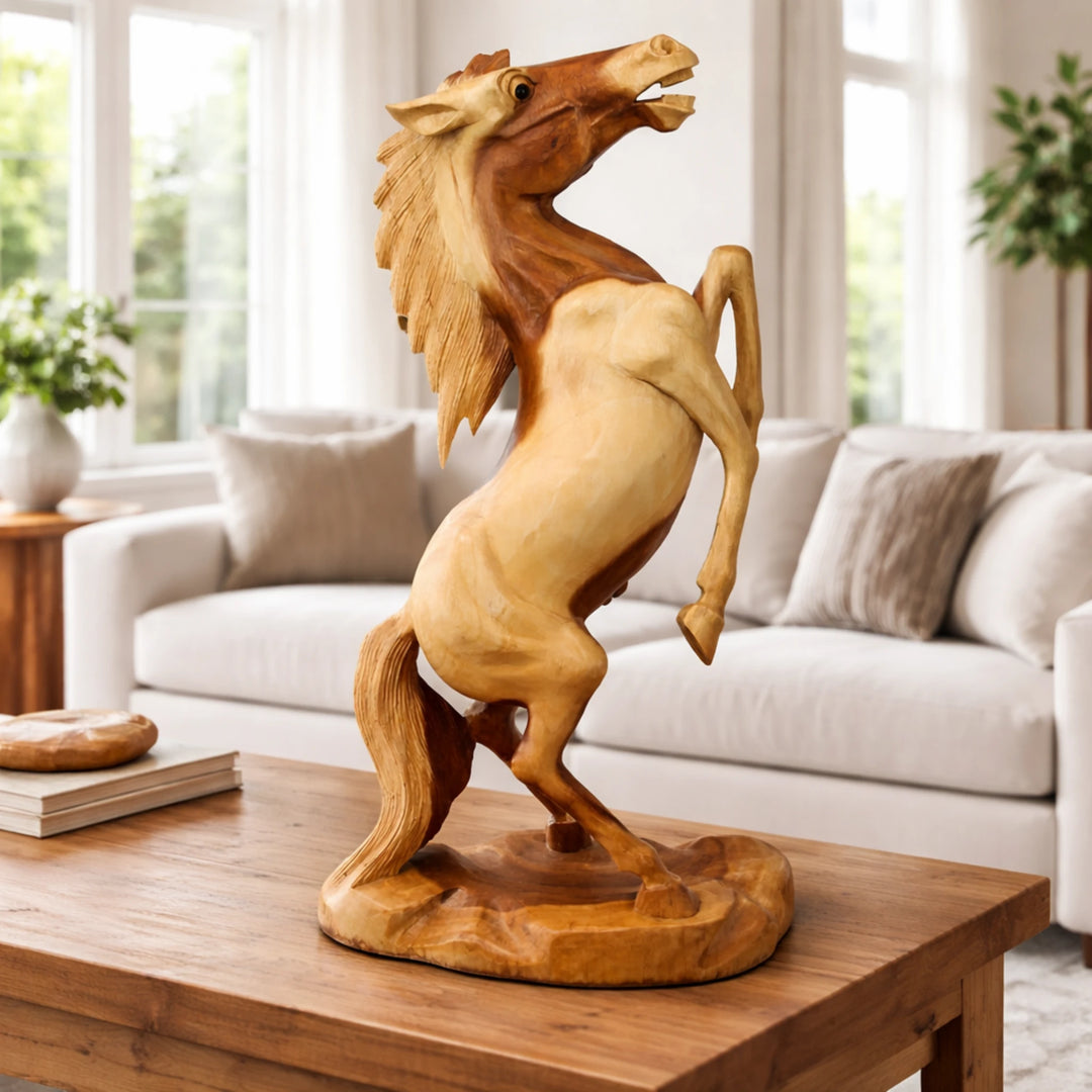 Holzpferd Garten Deko aus Teakholz, handgeschnitzte Pferde Skulptur 80 cm als wetterfester Blickfang für Garten, Terrasse oder Eingangsbereich in der Schweiz