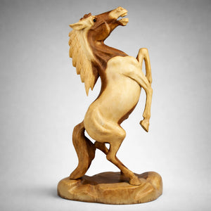 `Holzpferd Garten Deko aus Teakholz, handgeschnitzte Pferde Skulptur 80 cm als wetterfester Blickfang für Garten, Terrasse oder Eingangsbereich in der Schweiz`