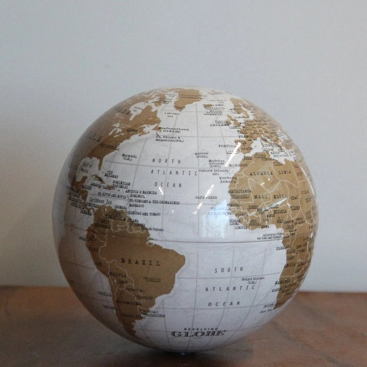 Drehbarer Globus mit Licht – Stilvolle Geschenkidee, Schweiz kaufen