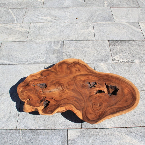 Massiver Couchtisch | Couchtisch aus Naturholz | Baumscheibe 130x57cm