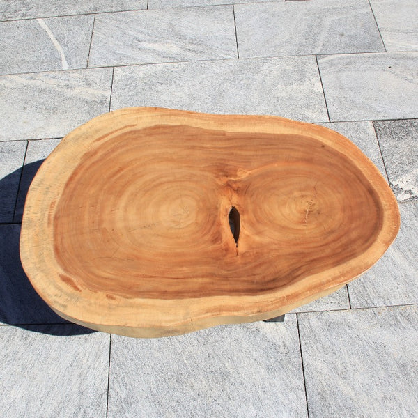 Rustikaler Couchtisch | Tischplatte Baumscheibe | Designer Holztisch 105x72cm