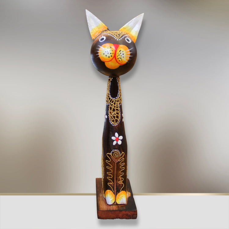 Katze Skulptur Holz 40 cm – handgeschnitzte Katze Deko aus massivem Holz, asiatisch inspirierte Katze Holzfigur als Tischdeko für Wohnzimmer, Büro oder Empfang, Unikat im Holz Deko Shop Schweiz.