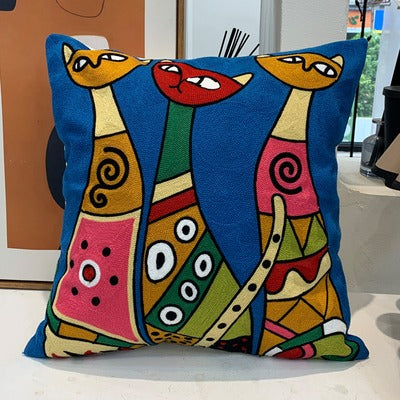 Kaschmir Kissen 45x45 als kuscheliger Strickkissenbezug mit abstraktem Muster, hochwertiges Zierkissen für Sofa, Bett und Wohnzimmer Deko im skandinavischen, modernen oder Boho Stil, Sofakissen für Leder- und Stoffsofas in der Schweiz.