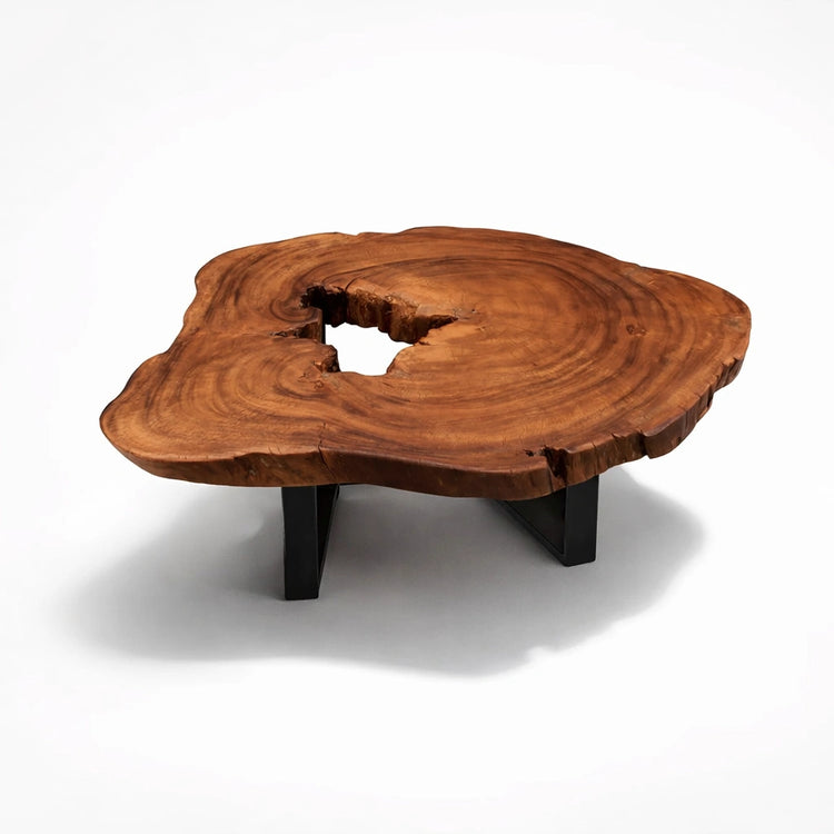 Ovaler Tisch aus einem Akazien-Baumstamm (Baumscheibe, 110 x 75 x 43 cm, ca. 8 cm starke Platte) mit Naturkante und offener Baumöffnung, pflegeleichtes Massivholz-Unikat für Wohnzimmer, Lounge oder Wintergarten in der Schweiz
