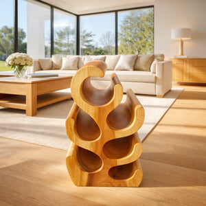 Kleiner Weinständer aus massivem Akazienholz (50 cm hoch, Platz für 6 Flaschen), handgefertigtes Naturholz-Weinregal für Wohn- und Esszimmer in der Schweiz