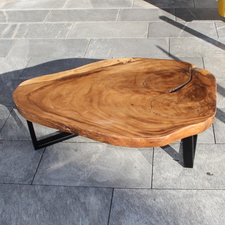großer Couchtisch Holzstamm, XXL Tisch aus einem Baumstamm 126cm