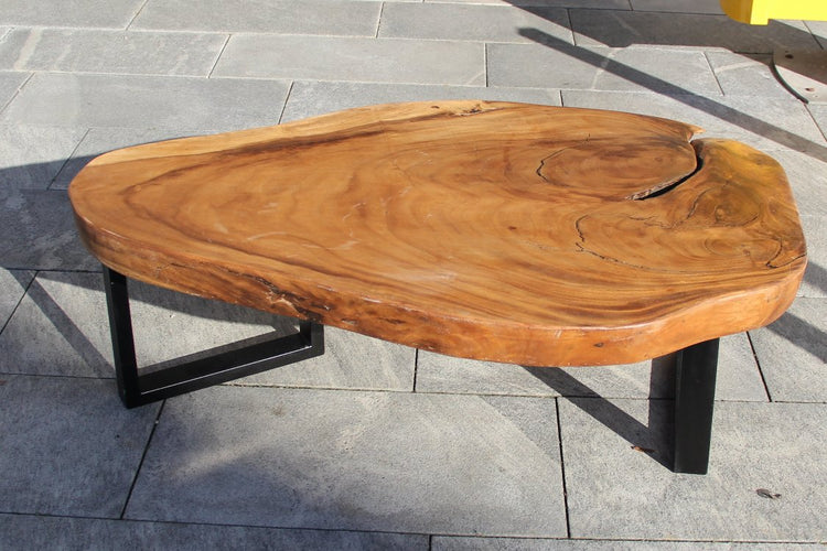 großer Couchtisch Holzstamm, XXL Tisch aus einem Baumstamm 126cm