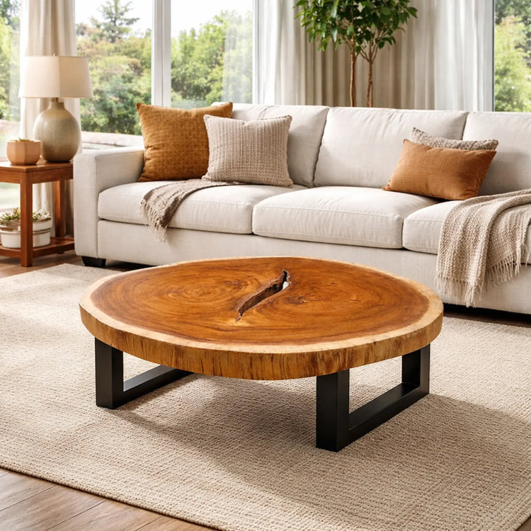 Runder asiatischer Couchtisch aus massiver Akazien-Baumscheibe (93 x 75 x 43 cm, 8 cm starke Platte) mit Naturkante und Naturherz, langlebiges Naturholz-Unikat für Wohnzimmer, Loft oder Wintergarten in der Schweiz