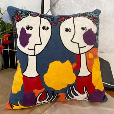Kaschmir Kissen 45x45 als kuscheliger Strickkissenbezug mit abstraktem Muster, hochwertiges Zierkissen für Sofa, Bett und Wohnzimmer Deko im skandinavischen, modernen oder Boho Stil, Sofakissen für Leder- und Stoffsofas in der Schweiz.